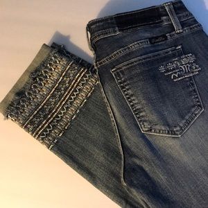 Miss Me signature ankle skinny jeans